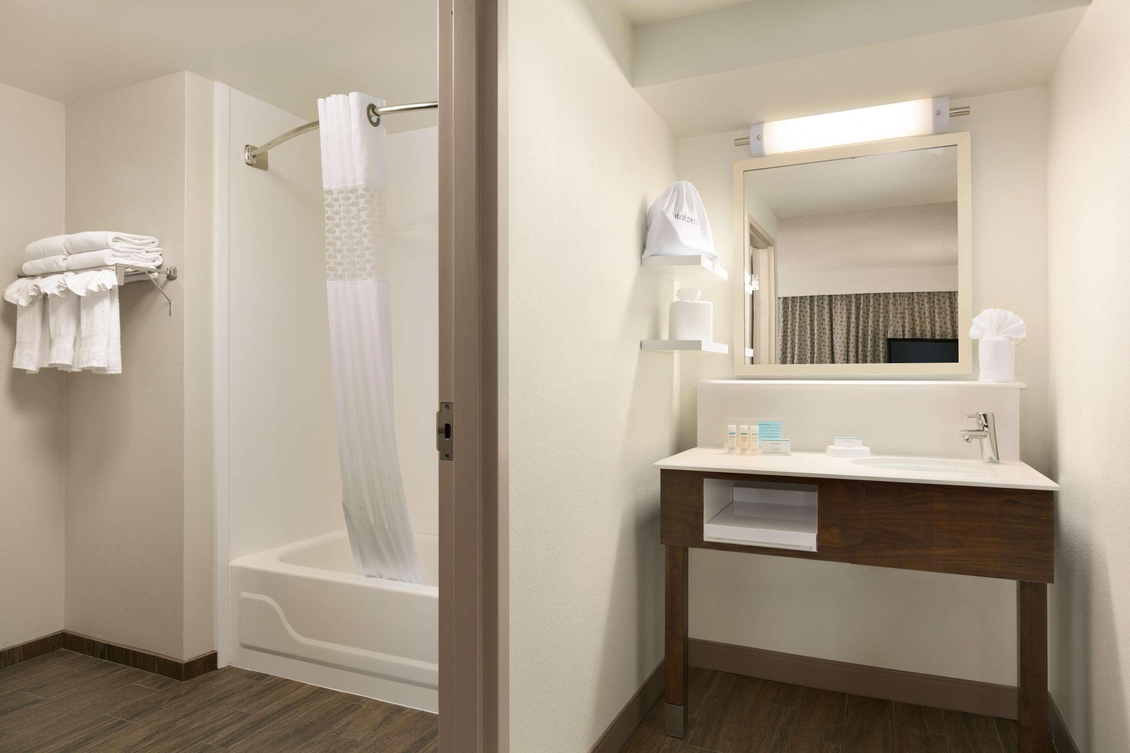 Hampton Inn & Suites הרשי מראה חיצוני תמונה