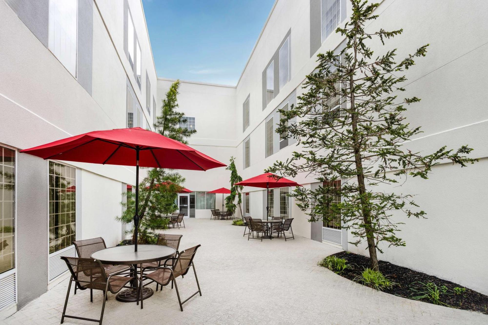 Hampton Inn & Suites הרשי מראה חיצוני תמונה
