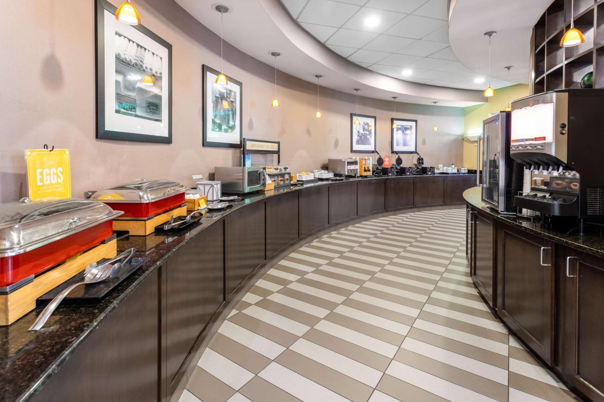 Hampton Inn & Suites הרשי מראה חיצוני תמונה